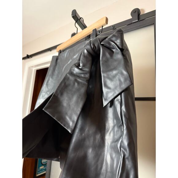 And Now This Nordstrom Faux Leather Wrap Skirt Size 1X - Picture 3 of 5